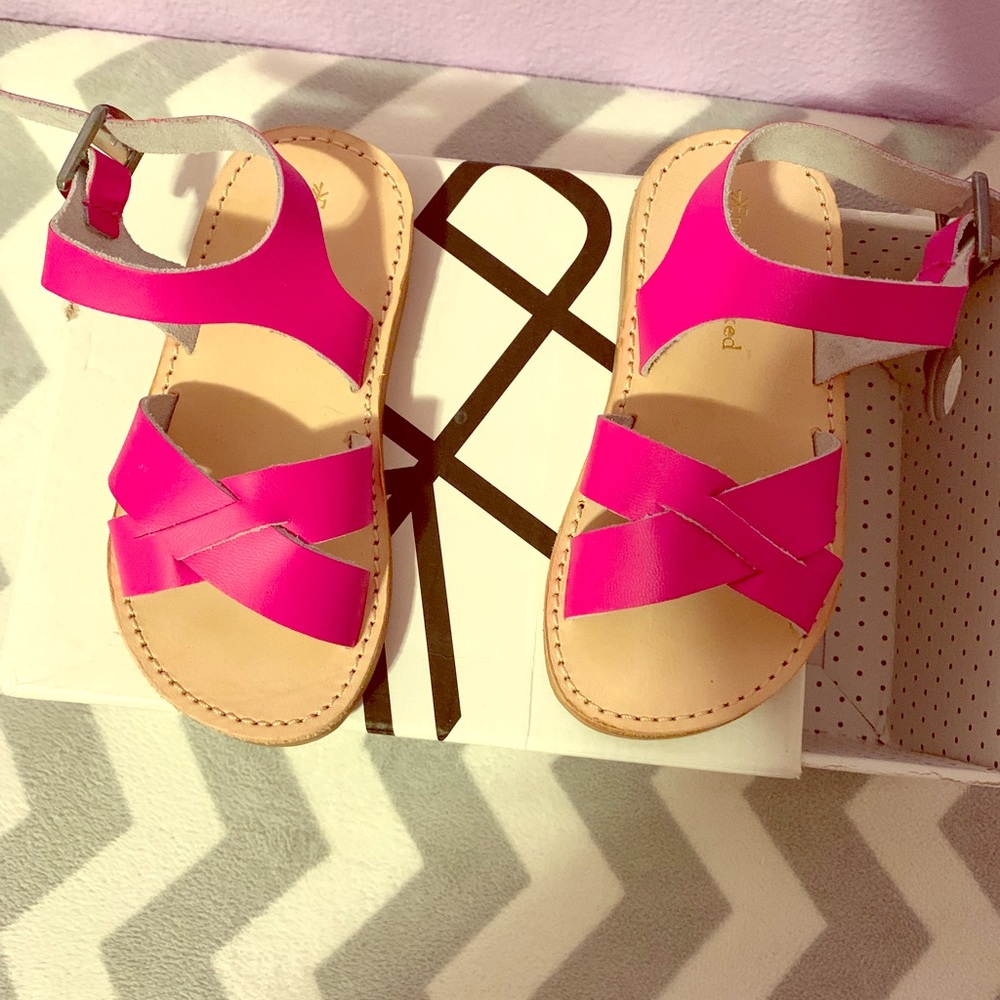 Freshly picked sandals-size 6